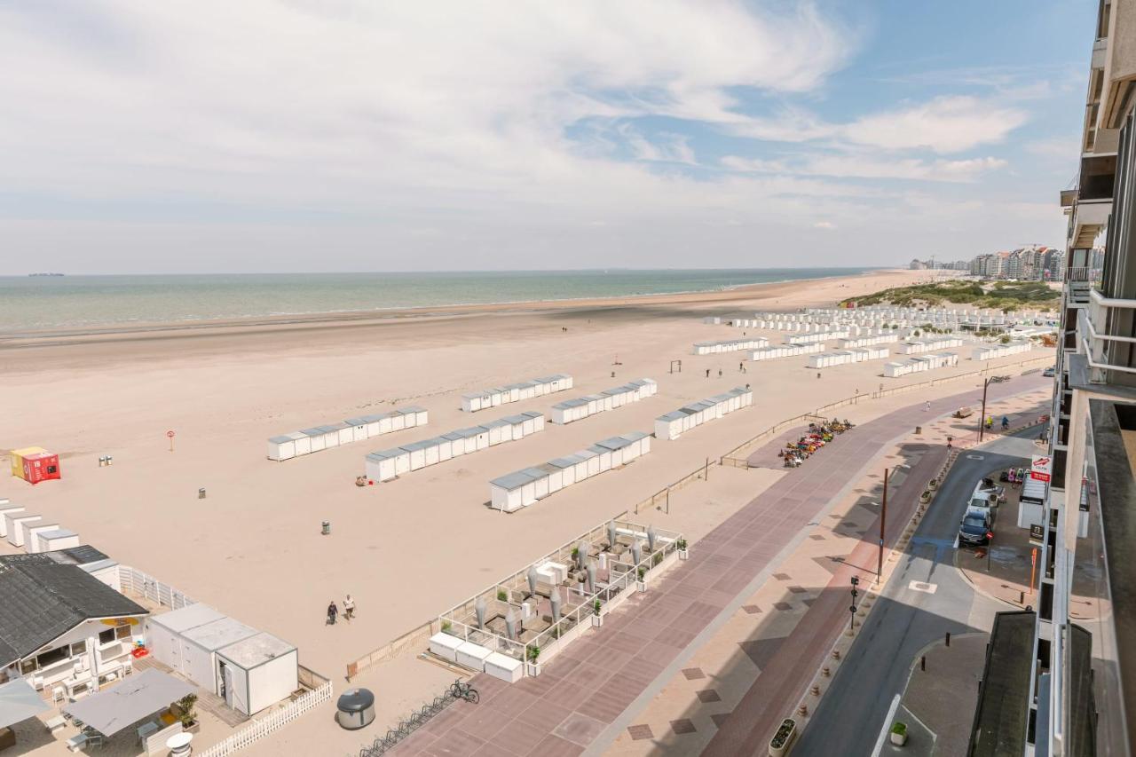 Stunning Seaview Apt On 7Th Floor At Beachfront Кноке-Хайст Екстериор снимка